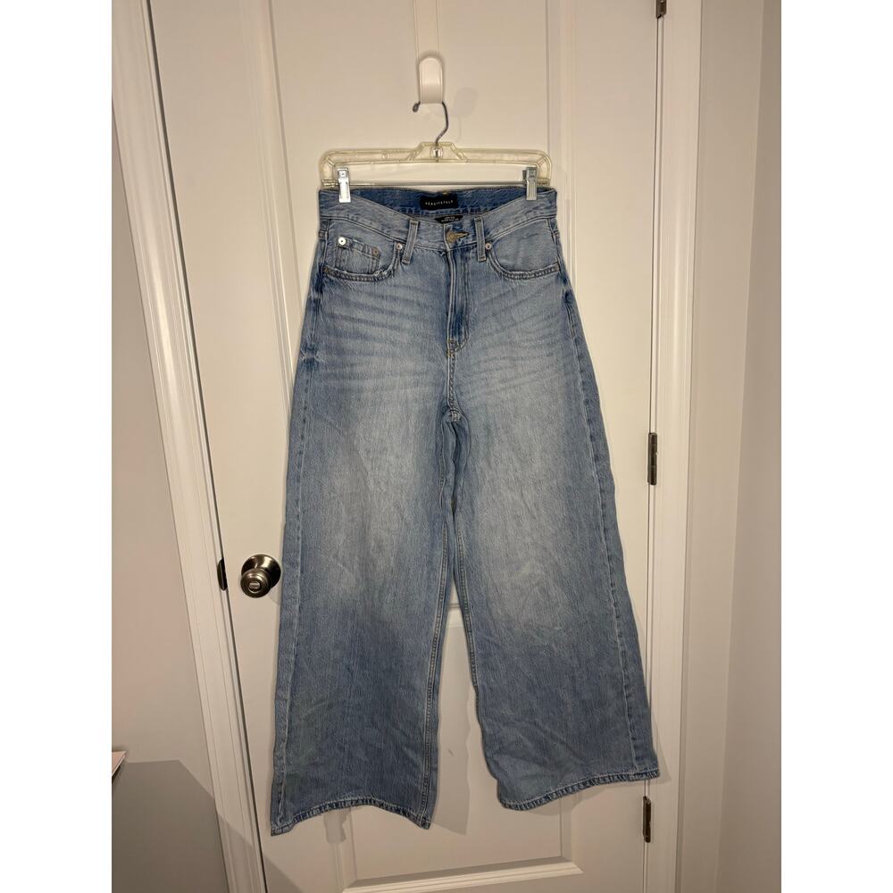 Aéropostale High Rise Super Wide Leg Jeans Women’s Size 6 Light Wash Denim - Picture 3 of 6